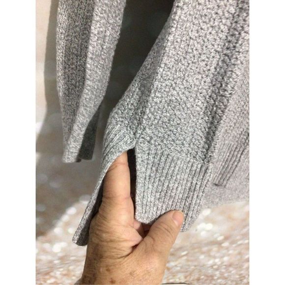 Old Navy Crewneck Sweater Size Small - Picture 3 of 13